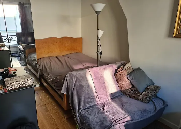 With Confortable Bed Apartmán